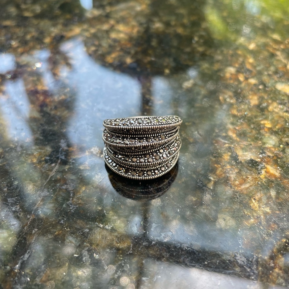 Black Zircon Marcasite Ring - Picture 3 of 5